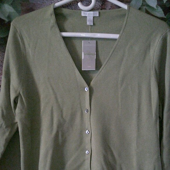 Silk Blend Green Long Sleeve Button Down Cardigan - Picture 2 of 4